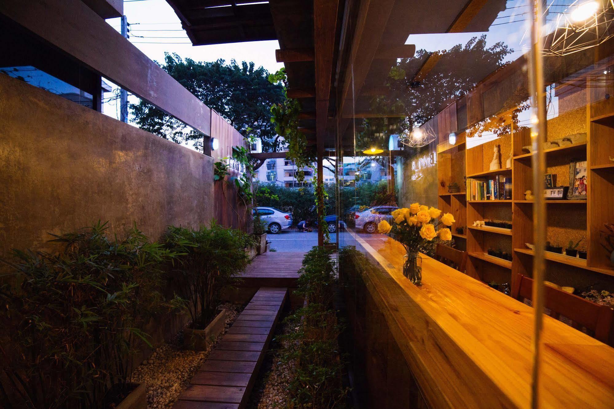 Baan Mek Hostel Chiang Mai Eksteriør billede