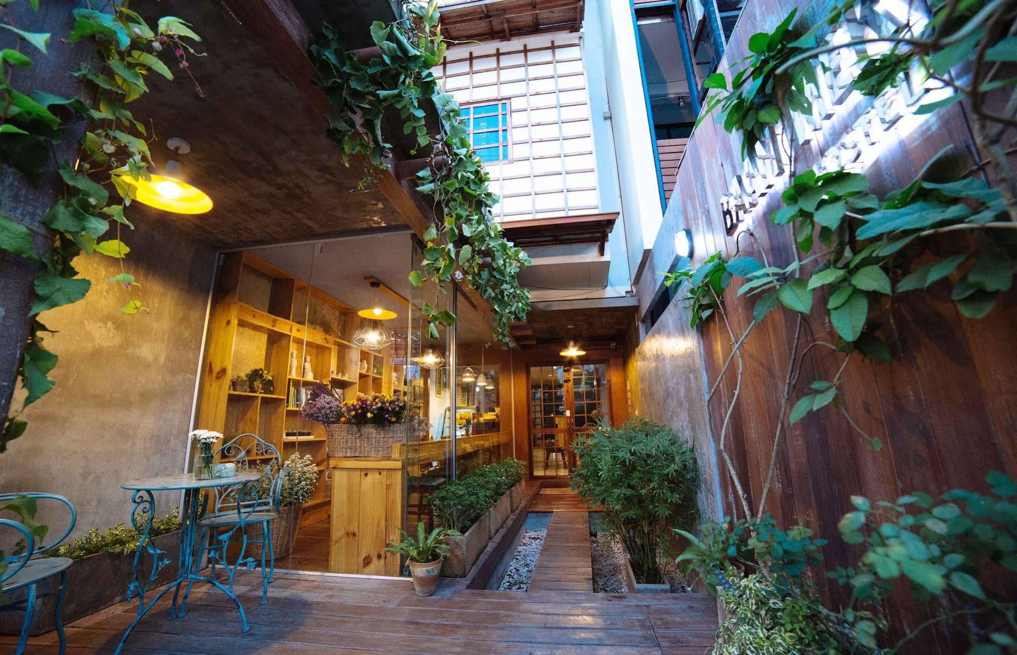 Baan Mek Hostel Chiang Mai Eksteriør billede